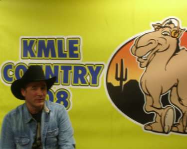 Clint Black visits KMLE Country 108