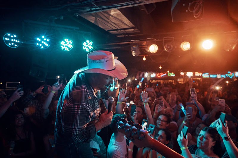 Garth Brooks at Gruene Hall