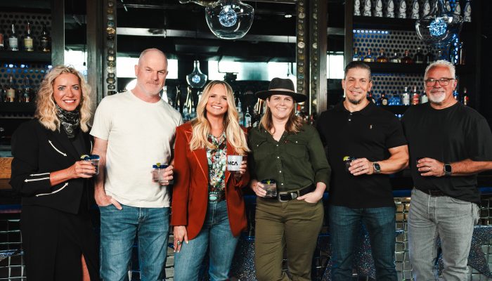 Miranda Lambert MCA Signing_Credit Tyler Conrad